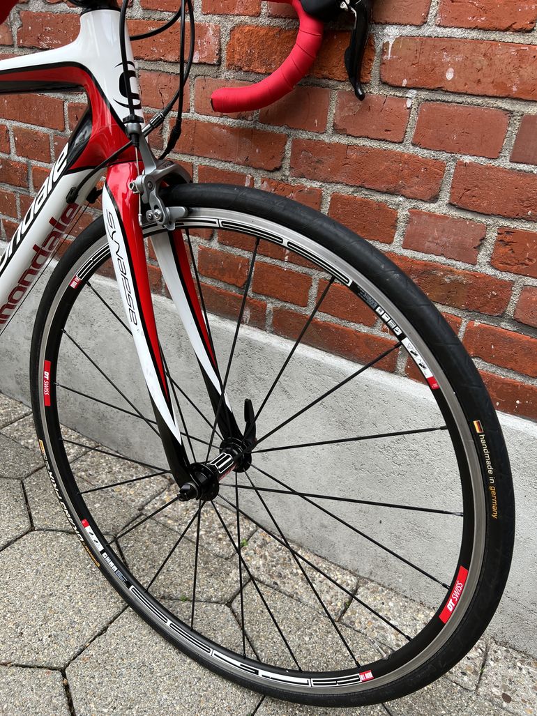 Used Cannondale Synapse 2012 Road & Gravel, Rot — image 12 of 13