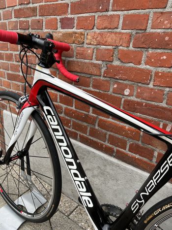 Used Cannondale Synapse 2012 Road & Gravel, Rot — image 8 of 13