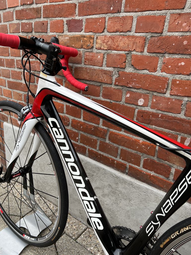Used Cannondale Synapse 2012 Road & Gravel, Rot — image 8 of 13