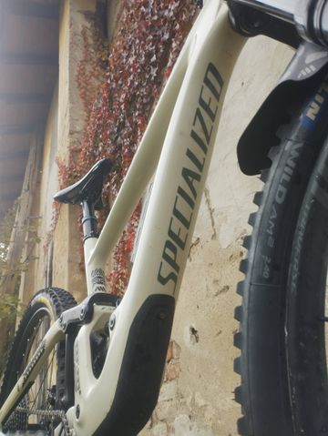 Použité Specialized Enduro Elite 2020 2020 Mountainbike — obrázek 11 z 19