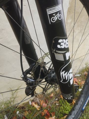 Použité Specialized Enduro Elite 2020 2020 Mountainbike — obrázek 16 z 19