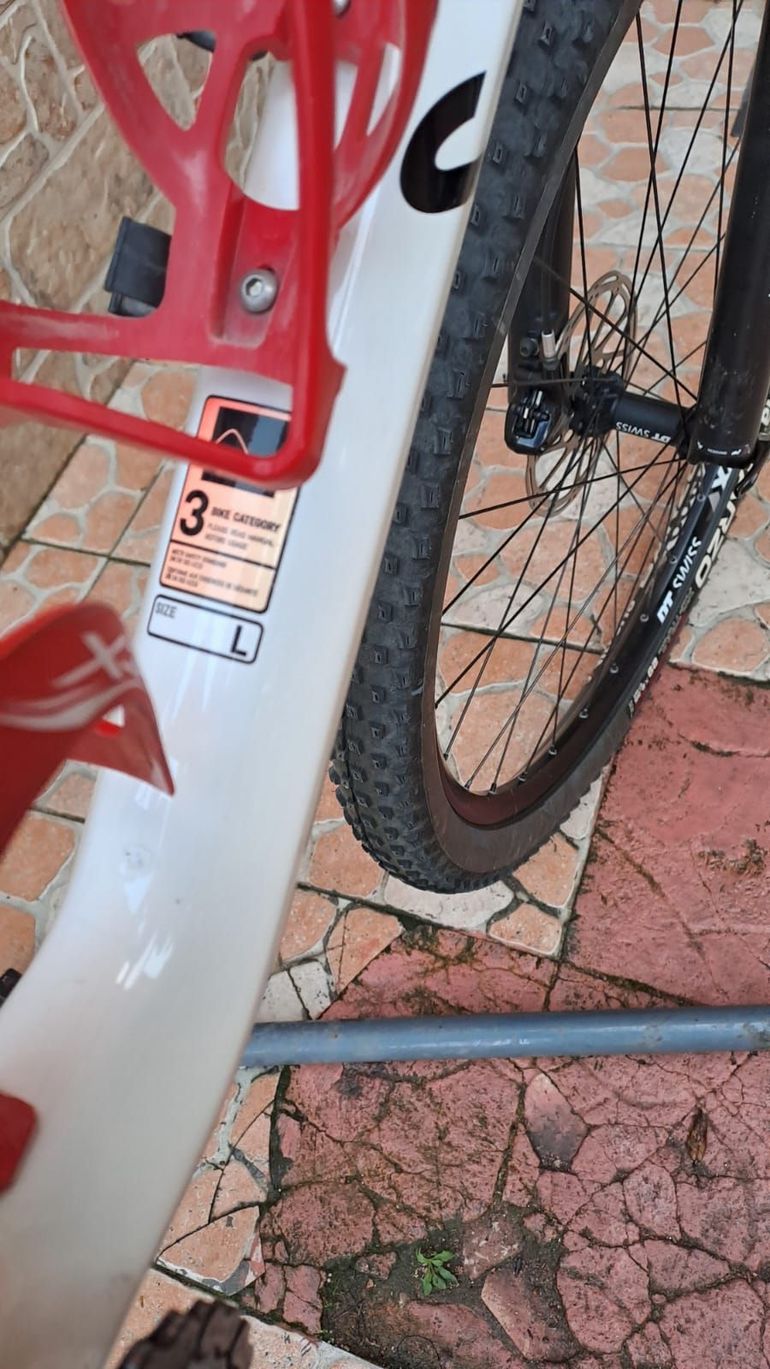 Brugt Canyon Lux CF 6 2022 2022 Mountainbike — billede 8 af 26