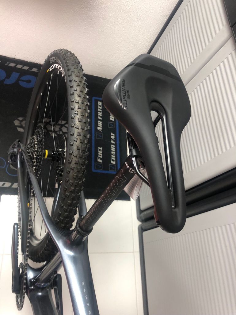 Gebrauchtes KTM MYROON ELITE 2022 2022 Mountainbike, Hellgrau, 29 — Bild 9 von 10