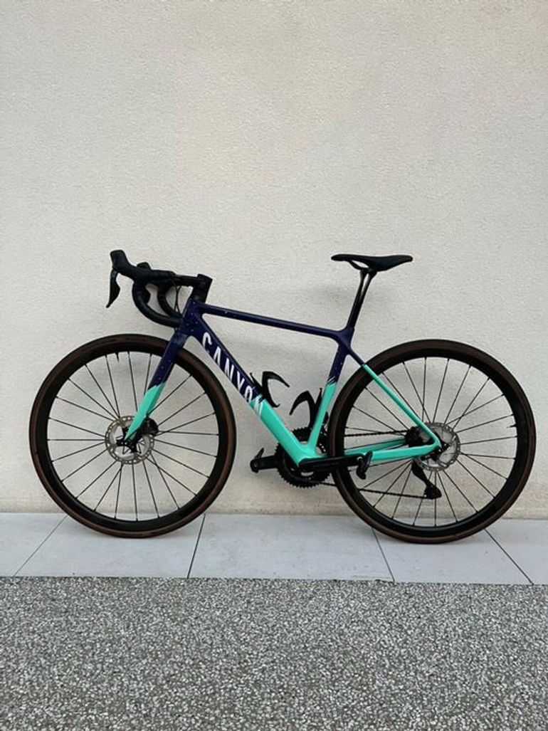 Ultimate cf sl 8 wmn disc di2 sale