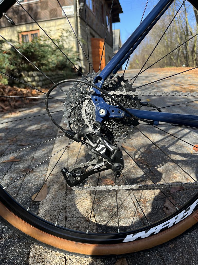 Used Ribble CGR 725 Gravel 2021 Road & Gravel, shop.filter.color.1 — image 2 of 6