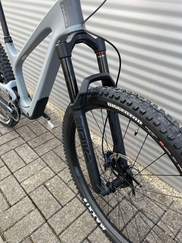 Używany Bold Linkin 135 Pro 2023 2023 Mountainbike — zdjęcie 8 z 14