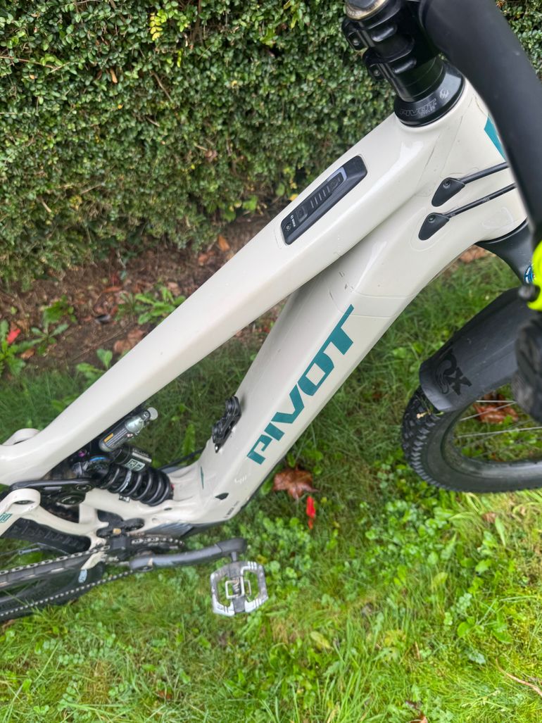 Brugt Pivot Shuttle AM Team XX Eagle Transmission 2023 2023 Mountainbike — billede 7 af 7