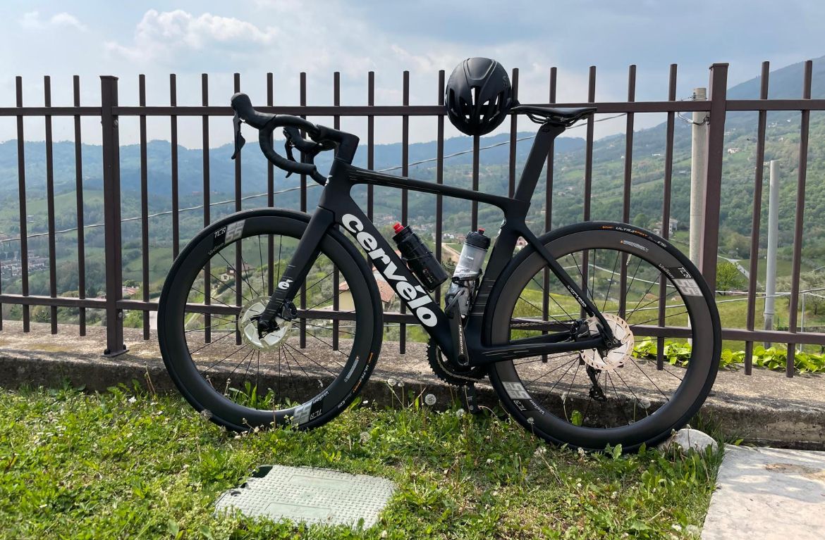 Cervelo S5 Dura Ace Di2 Disc used in 54 cm buycycle