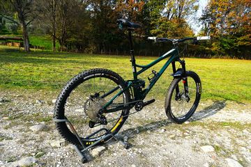 Used Banshee Spitfire 2023 Mountainbike, Green — image 10 of 14
