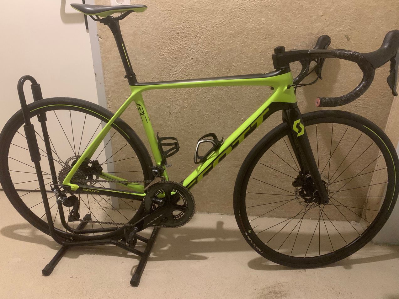 Scott addict rc 10 road bike 2019 sale