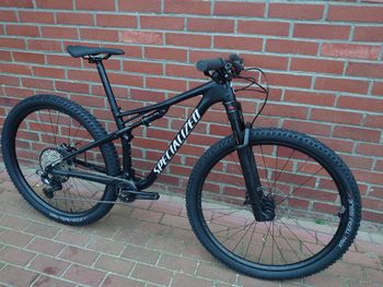 Used Specialized Epic Expert Carbon FS 29" 2020 Mountainbike, shop.filter.color.1 — image 1 of 8