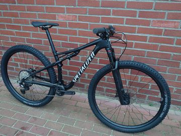Tweedehands Specialized Epic Expert Carbon FS 29" 2020 Mountainbike — afbeelding 1 van 8