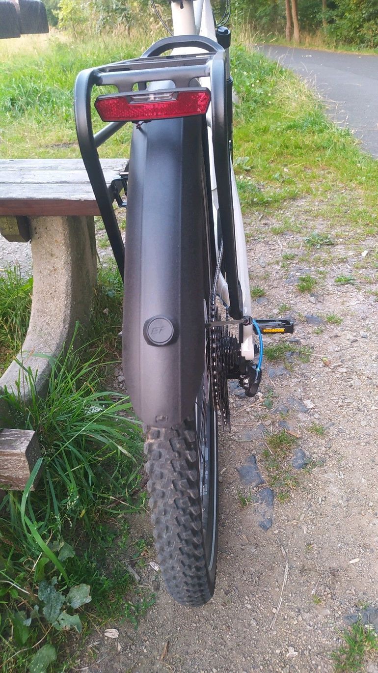 Used Haibike Trekking 3 Bosch Smart 2024 Mountainbike, White, 27.5 (650B) — image 6 of 14