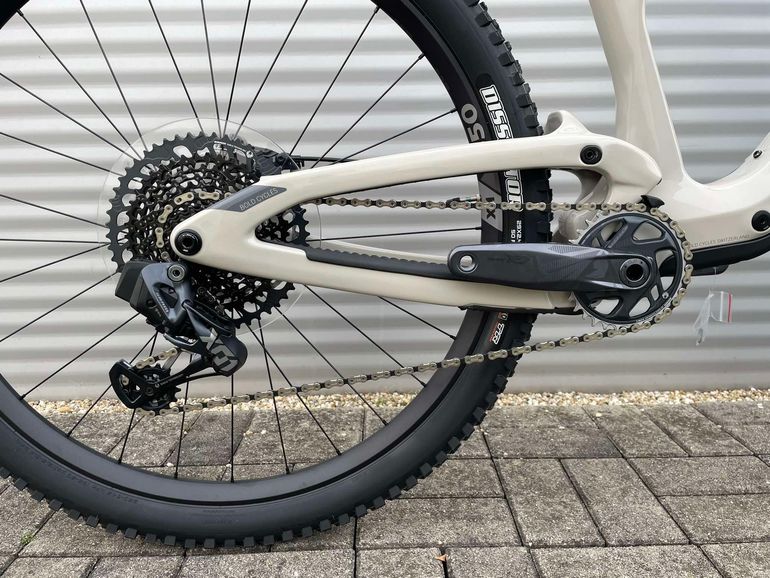 Used Bold Linkin 135 Ultimate SRAM GX / XO1 Eagle 2022 2022 Mountainbike, Light Gray, 29 — image 3 of 15
