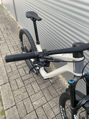 Used Bold Linkin 135 Ultimate SRAM GX / XO1 Eagle 2022 2022 Mountainbike, Light Gray, 29 — image 11 of 15