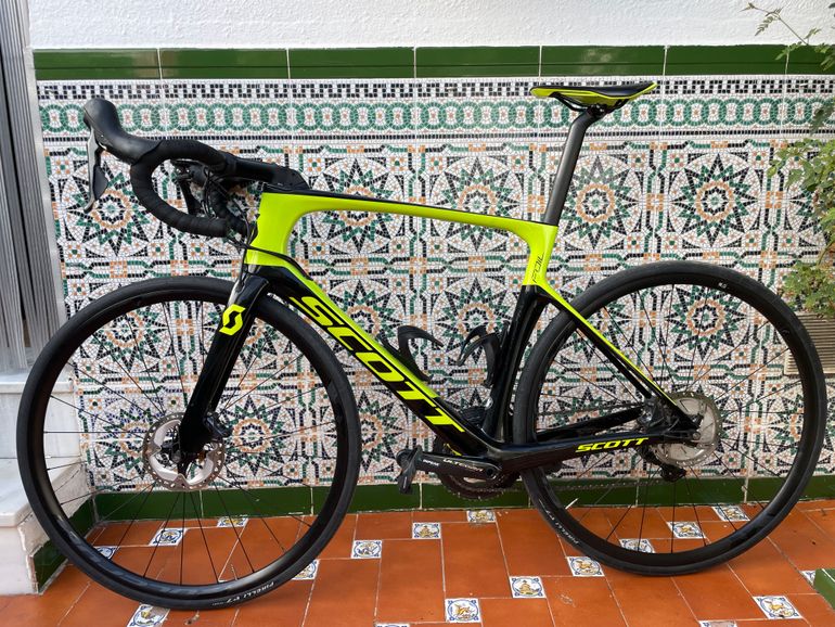 Brugt Scott Foil 20 disc silver/black 2019 2019 Road & Gravel — billede 2 af 6