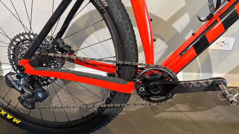 Trek Procaliber 9.7 2023 2023 Mountainbike usato, Arancione — immagine 3 di 15