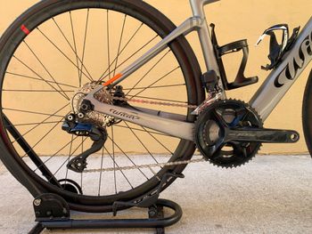Used Wilier Cento1 Hybrid SHIMANO 105 R7150 Di2 12S 2023 2023 Road & Gravel, Light Gray — image 4 of 8