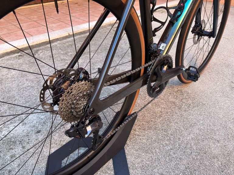 Used Scott Addict eRIDE 10 2023 2023 Road & Gravel, Verde — image 3 of 4