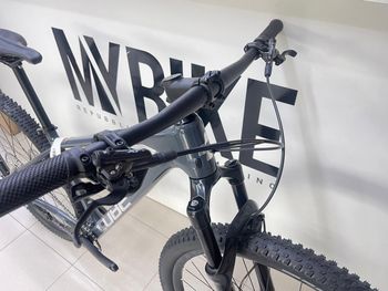 Gebrauchtes CUBE REACTION C:62 PRO 2023 2023 Mountainbike, Hellgrau, 29 — Bild 5 von 7