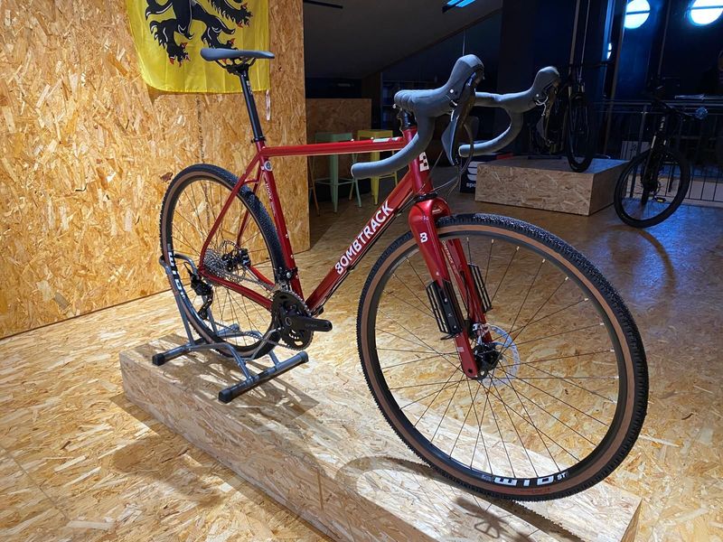 Bombtrack Hook 2024 2024 Road & Gravel d'occasion — image 2 sur 5