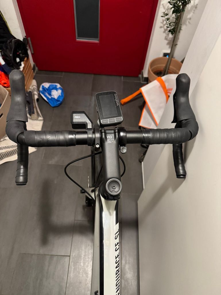 Used Canyon Endurace CF SL 7 Disc 2022 2022 Road & Gravel, Light Gray — image 3 of 6