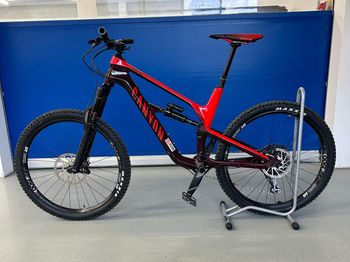 Used Canyon Spectral CF 7.0 2019 2019 Mountainbike, Rot, 27.5 — image 9 of 9