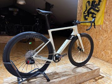 Tweedehands 3T Racemax Integrale WPNT 2024 Road & Gravel — afbeelding 2 van 5
