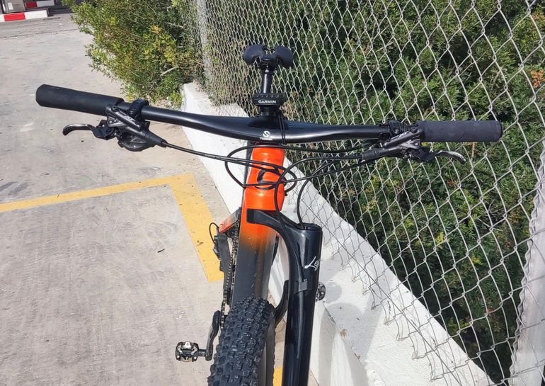 Used Cannondale Scalpel Carbon 2 2022 2022 Mountainbike, Orange, 29 — image 4 of 5