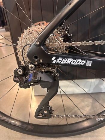 Used Trek Domane SL 6 Gen 4 2024 2024 Road & Gravel — image 4 of 13