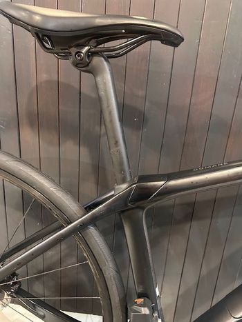 Used Trek Domane SL 6 Gen 4 2024 2024 Road & Gravel — image 6 of 13