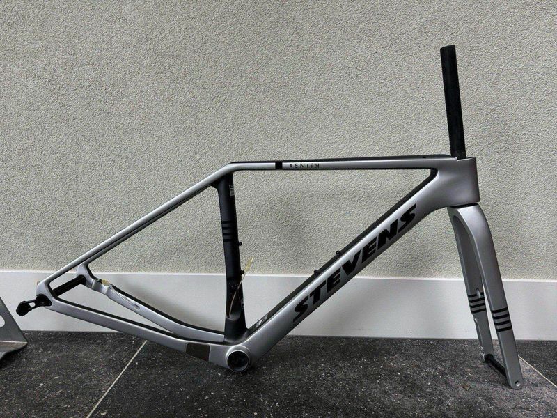 Käytetty Stevens Xenith Frameset 2024 Road & Gravel