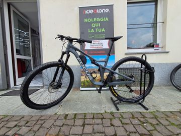 Focus Thron Shimano Deore 2024 Mountainbike d'occasion — image 4 sur 5
