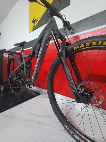 Focus Thron Shimano Deore 2024 Mountainbike d'occasion — image 2 sur 5
