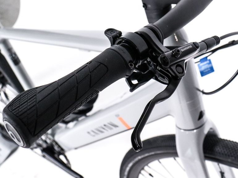 Used Canyon Roadlite:ONfly 7 2024 Road & Gravel, Light Gray — image 6 of 9