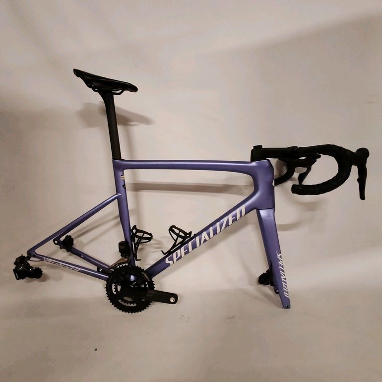 Used Specialized Tarmac SL8 Expert 2024 2024 Road & Gravel, Blu — image 1 of 10