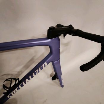 Used Specialized Tarmac SL8 Expert 2024 2024 Road & Gravel, Blu — image 5 of 10