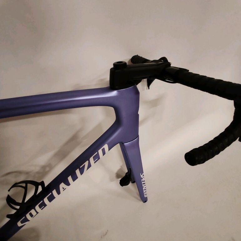 Used Specialized Tarmac SL8 Expert 2024 2024 Road & Gravel, Blu — image 5 of 10