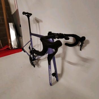 Used Specialized Tarmac SL8 Expert 2024 2024 Road & Gravel, Blu — image 2 of 10