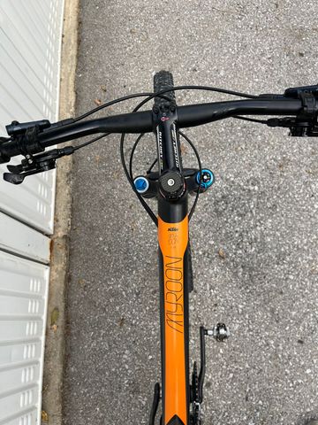 Used KTM Prestige 29 2015 Mountainbike, Light Gray — image 5 of 6