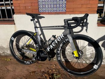 Used Factor OSTRO VAM - Shimano Ultegra 2024 Road & Gravel, Light Gray — image 2 of 12