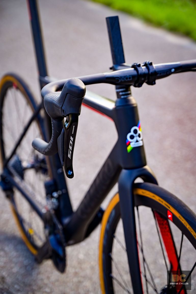 Used Colnago V3 2023 Road & Gravel, Black — image 7 of 7