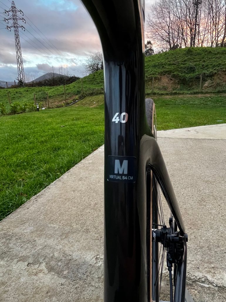 Używany Scott Addict RC 40 2023 2023 Road & Gravel — zdjęcie 7 z 8