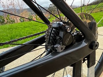 Použité Scott Addict RC 40 2023 2023 Road & Gravel — obrázek 8 z 8
