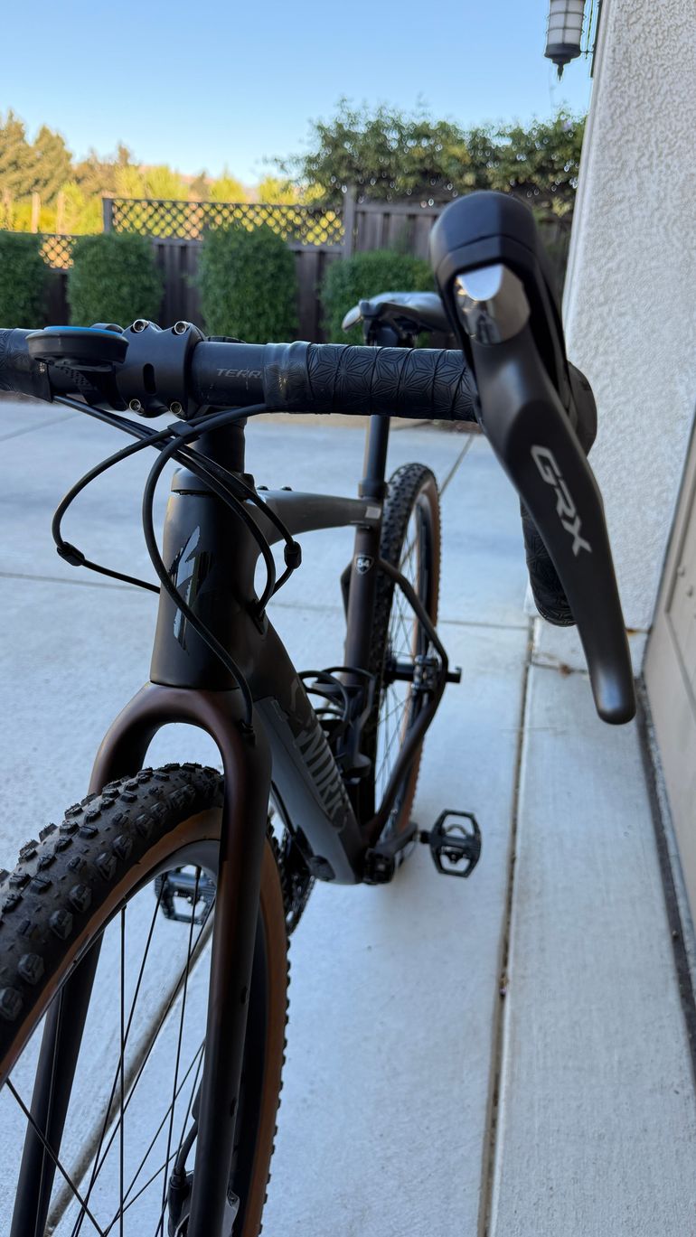 Used Specialized Diverge Shimano GRX 2022 Road & Gravel, Black — image 19 of 20