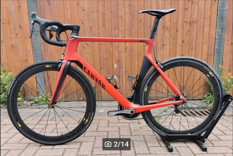 Used Canyon AEROAD CF SLX 9.0 SL Di2 2018 Road & Gravel, Red — image 3 of 14