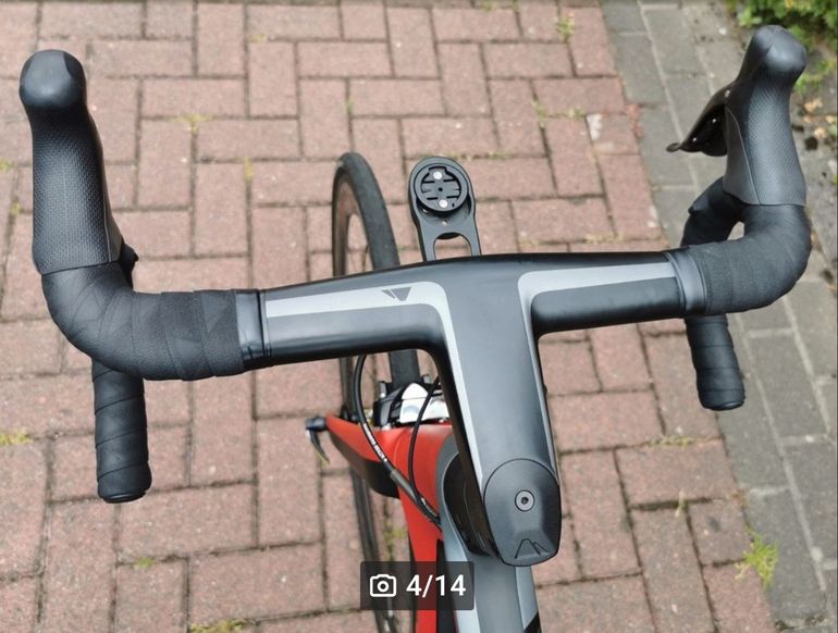 Used Canyon AEROAD CF SLX 9.0 SL Di2 2018 Road & Gravel, Red — image 13 of 14