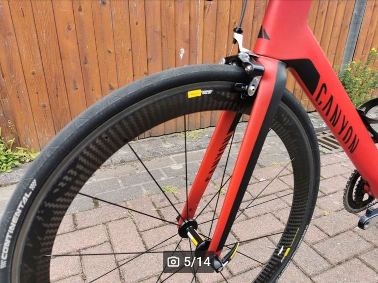Used Canyon AEROAD CF SLX 9.0 SL Di2 2018 Road & Gravel, Red — image 5 of 14