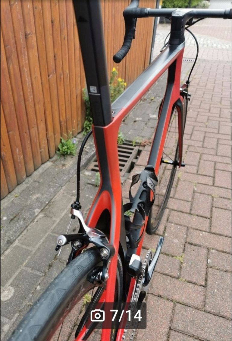 Used Canyon AEROAD CF SLX 9.0 SL Di2 2018 Road & Gravel, Red — image 6 of 14
