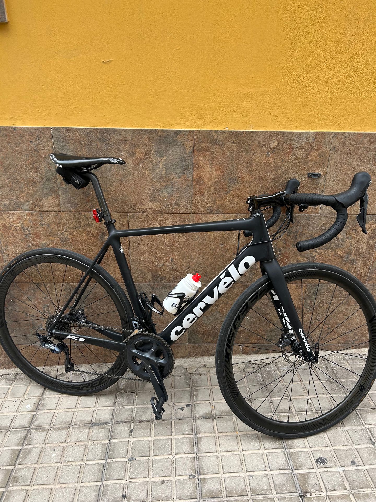 販売チャネル CERVELO R3 【公式通販】